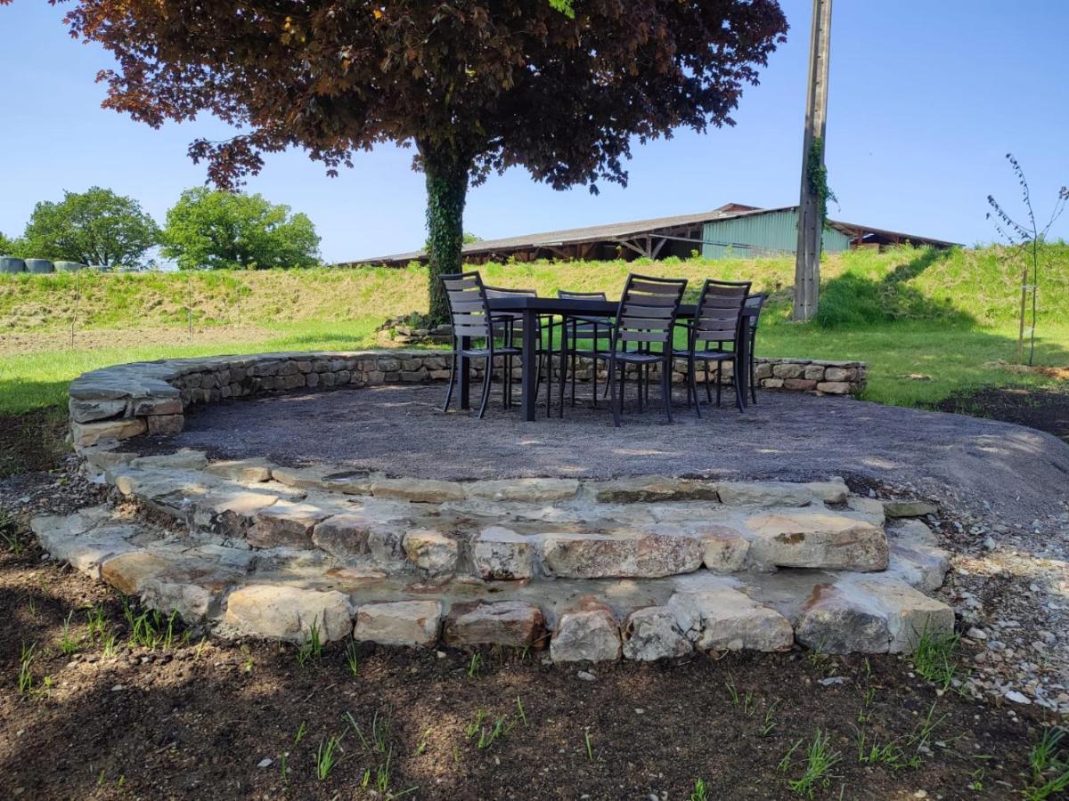 Gite Les Tongs Des Pres, Au Coeur Du Parc Normandie Maine Livaie Ngoại thất bức ảnh
