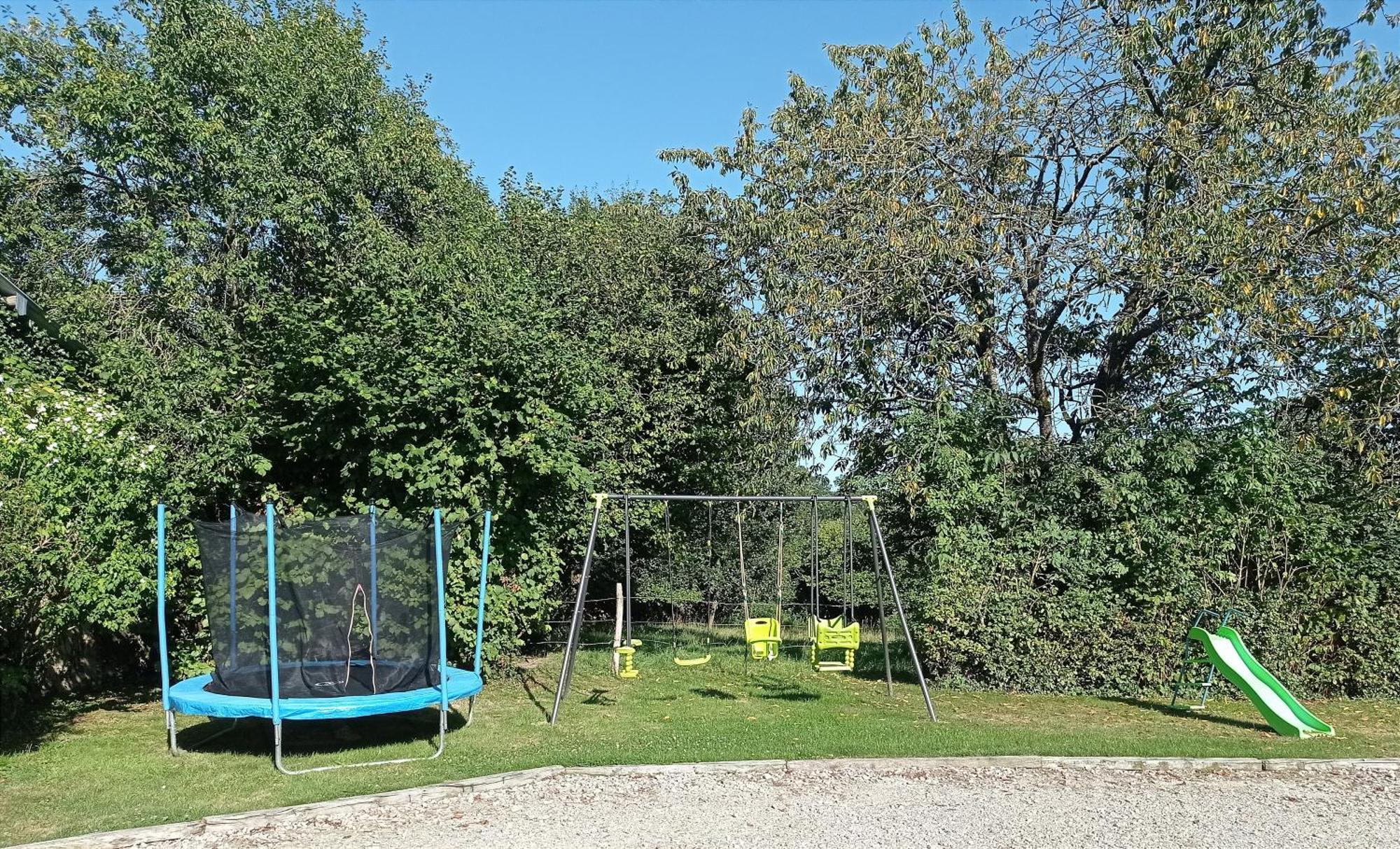 Gite Les Tongs Des Pres, Au Coeur Du Parc Normandie Maine Livaie Ngoại thất bức ảnh